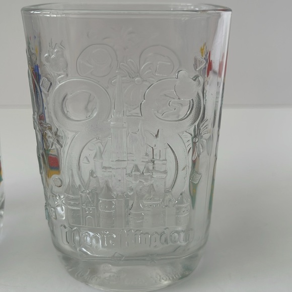Disney Collector Glasses from the Year 2000 - Picture 6 of 16